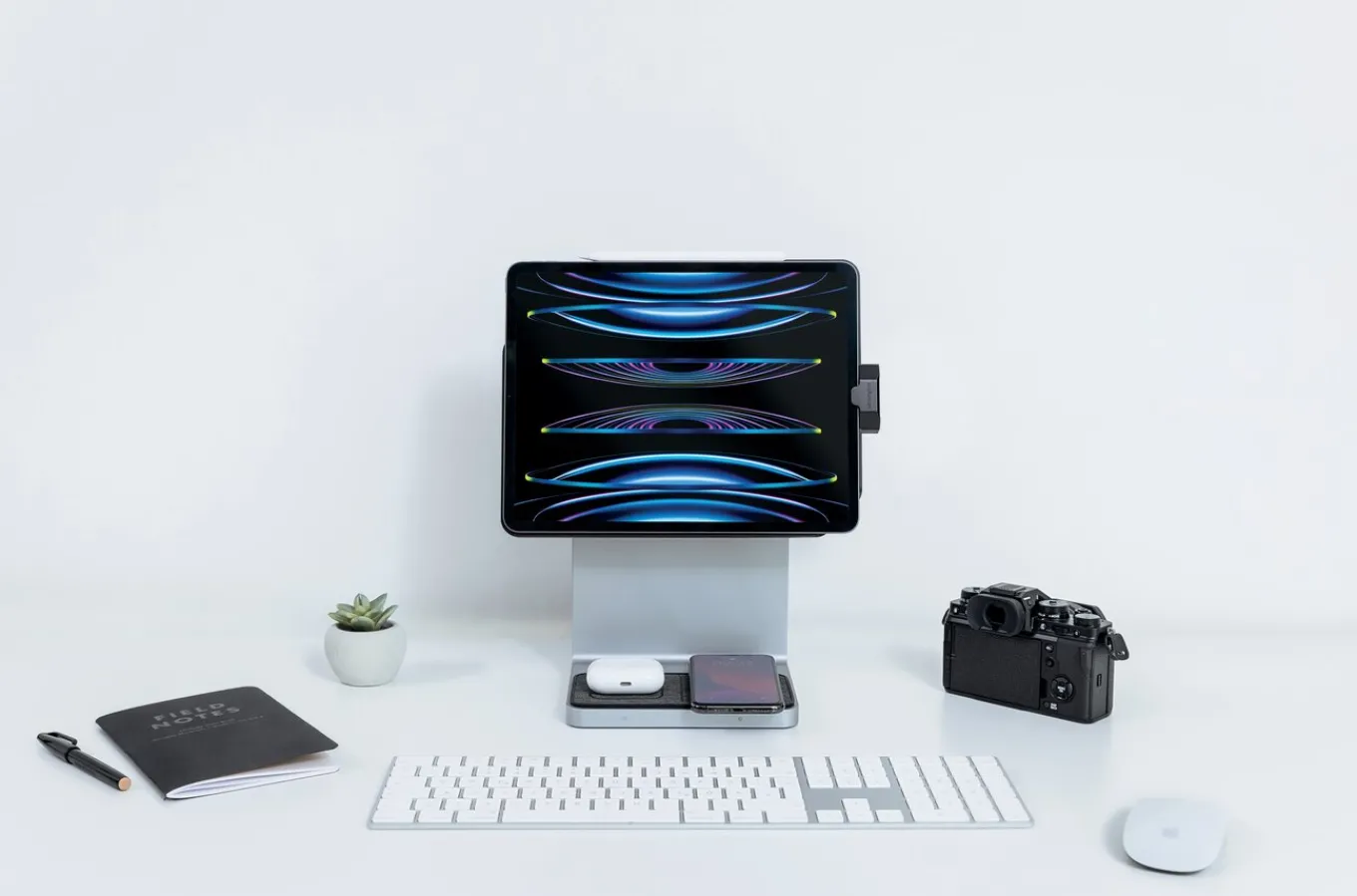 Kensington StudioDock™ iPad Docking Station Hot